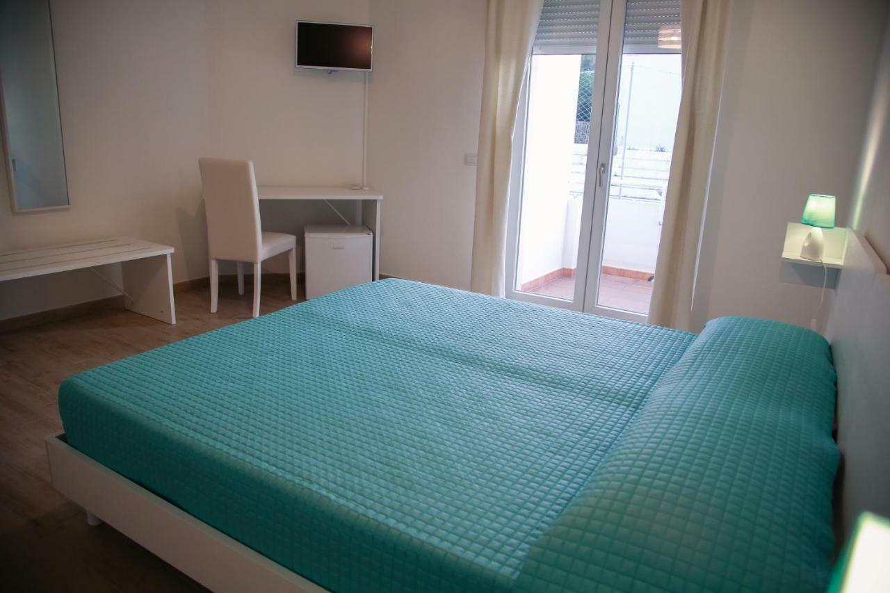 B&B Le Tre Spiagge 卡拉赛达 外观 照片